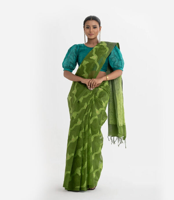 Saree - Image 4
